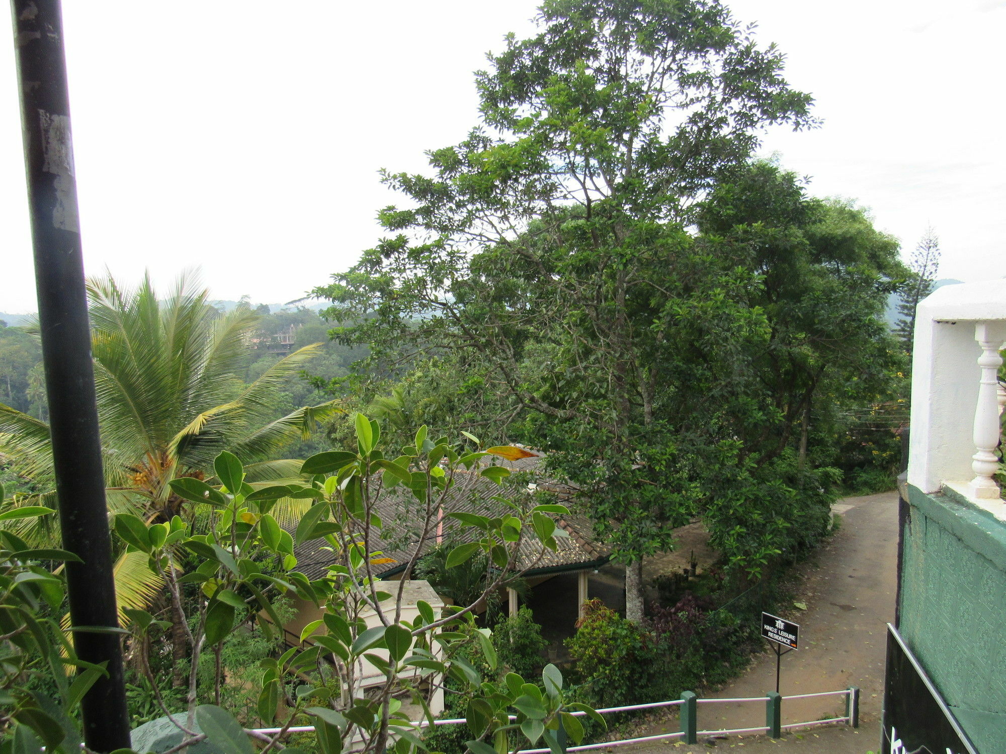 King Leisure Residence Kandy Buitenkant foto