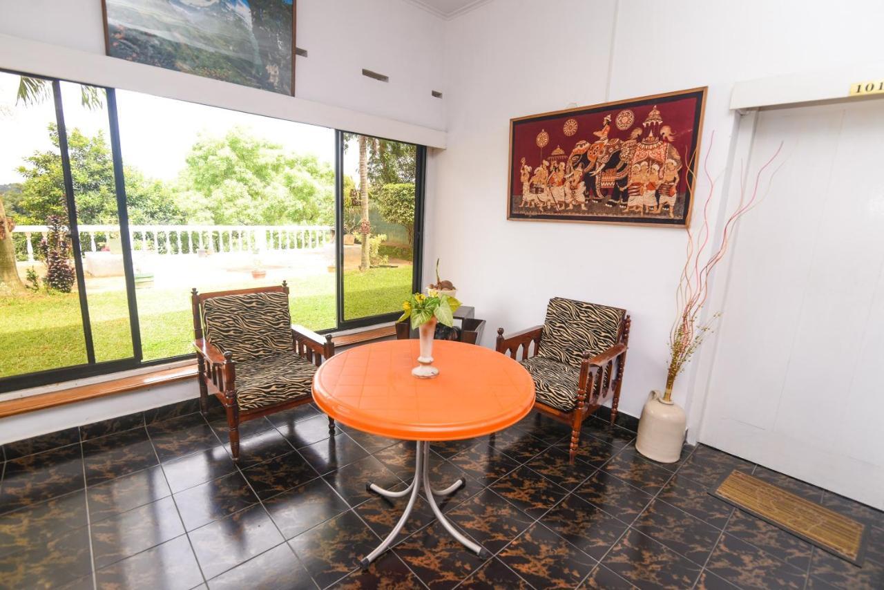 King Leisure Residence Kandy Buitenkant foto
